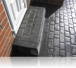 Rectangular Boot Kerb Step in Country Cobble